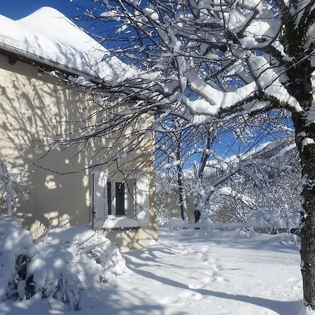 La Petite Maison Nature מלון Saint-Jacques-des-Blats